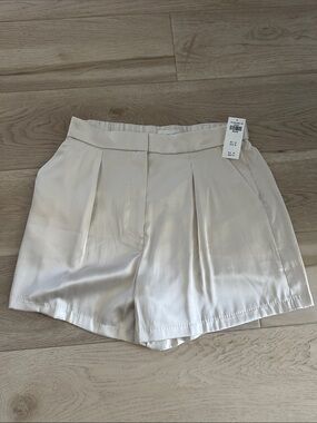 Abercrombie & Fitch Satin High-Waist Cream Shorts
